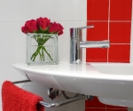 Glass block square glass vase with red roses